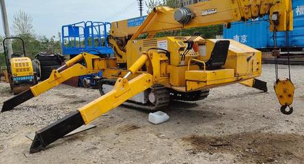 蜘蛛吊车的优点与苏州浩隽租赁服务介绍